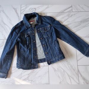Women’s size Med Gap Denim Jacket